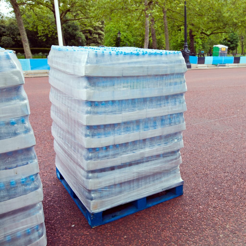 Pallets of Water Delivered in Colorado Free Quotes